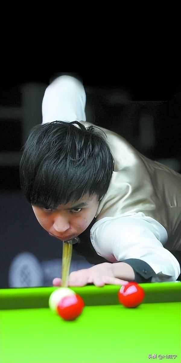 包括一名经 包括一名经