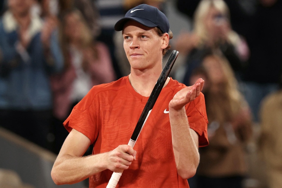 里昂需从三 里昂需从三